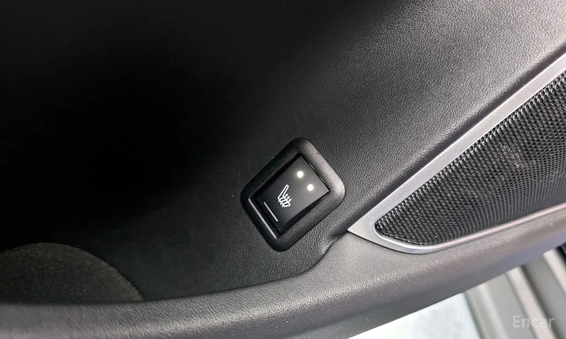 Фото 18 - Maserati Levante