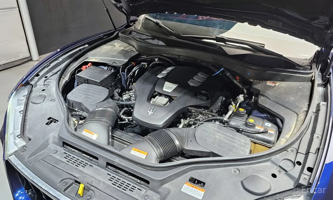 Фото 6 - Maserati Levante