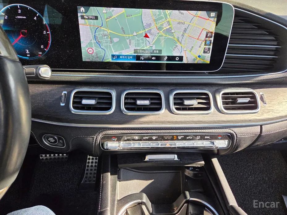 Фото 17 - Mercedes-Benz GLS-Class