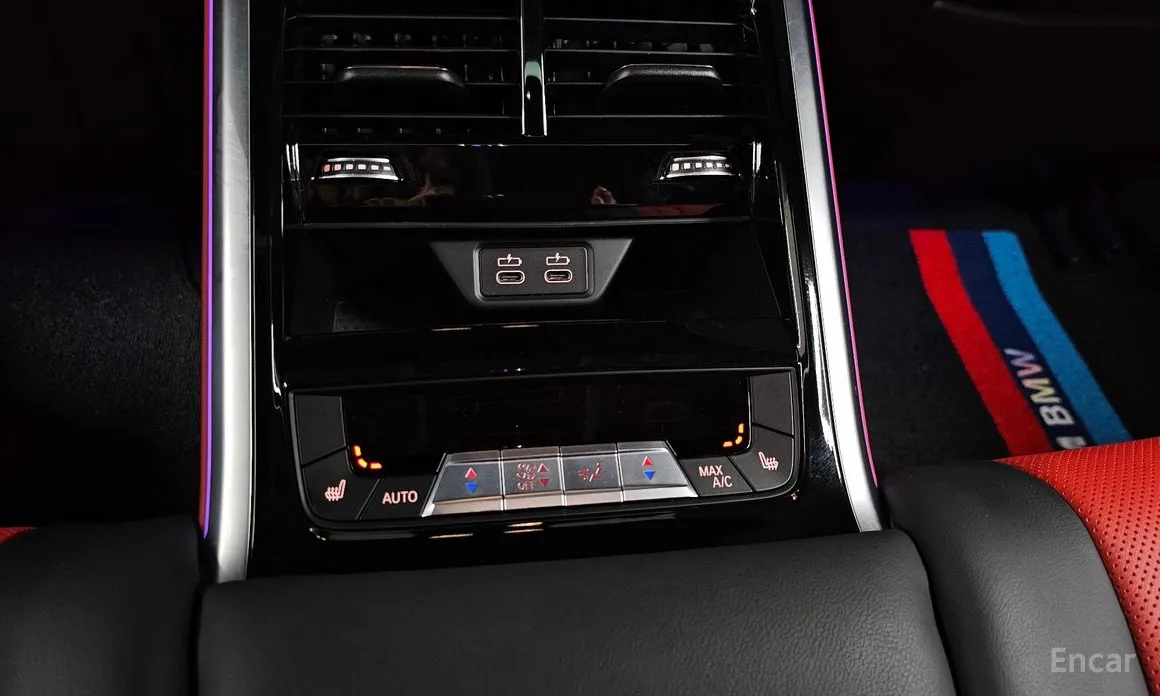 Фото 19 - BMW 8 Series