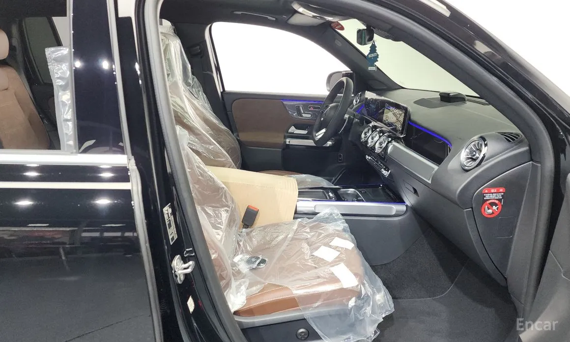 Фото 11 - Mercedes-Benz GLB-Class