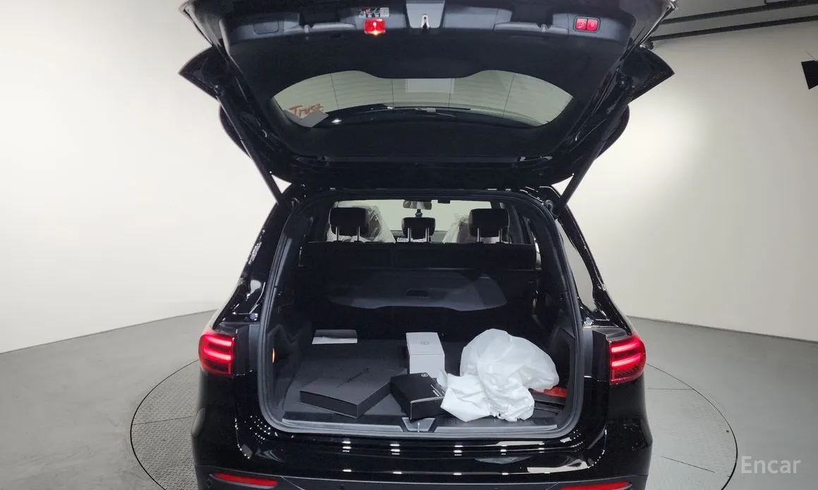 Фото 20 - Mercedes-Benz GLB-Class