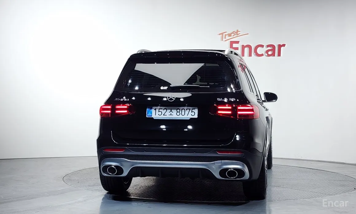 Фото 4 - Mercedes-Benz GLB-Class