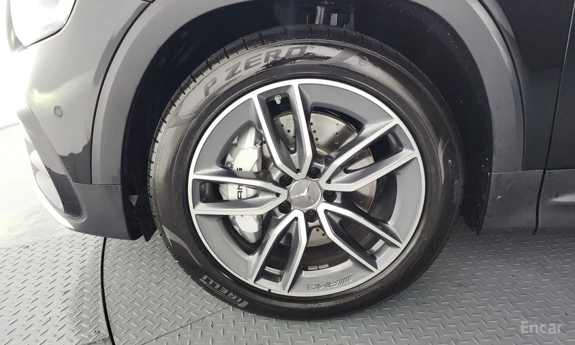 Фото 5 - Mercedes-Benz GLB-Class