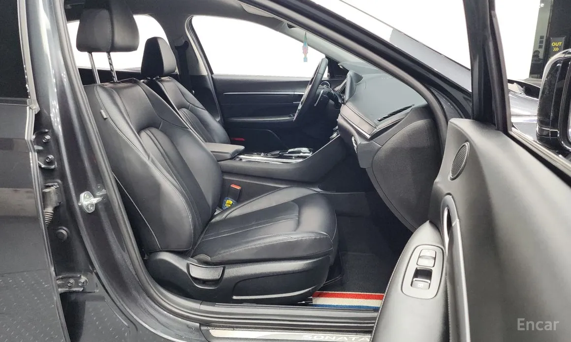 Фото 11 - Hyundai Sonata