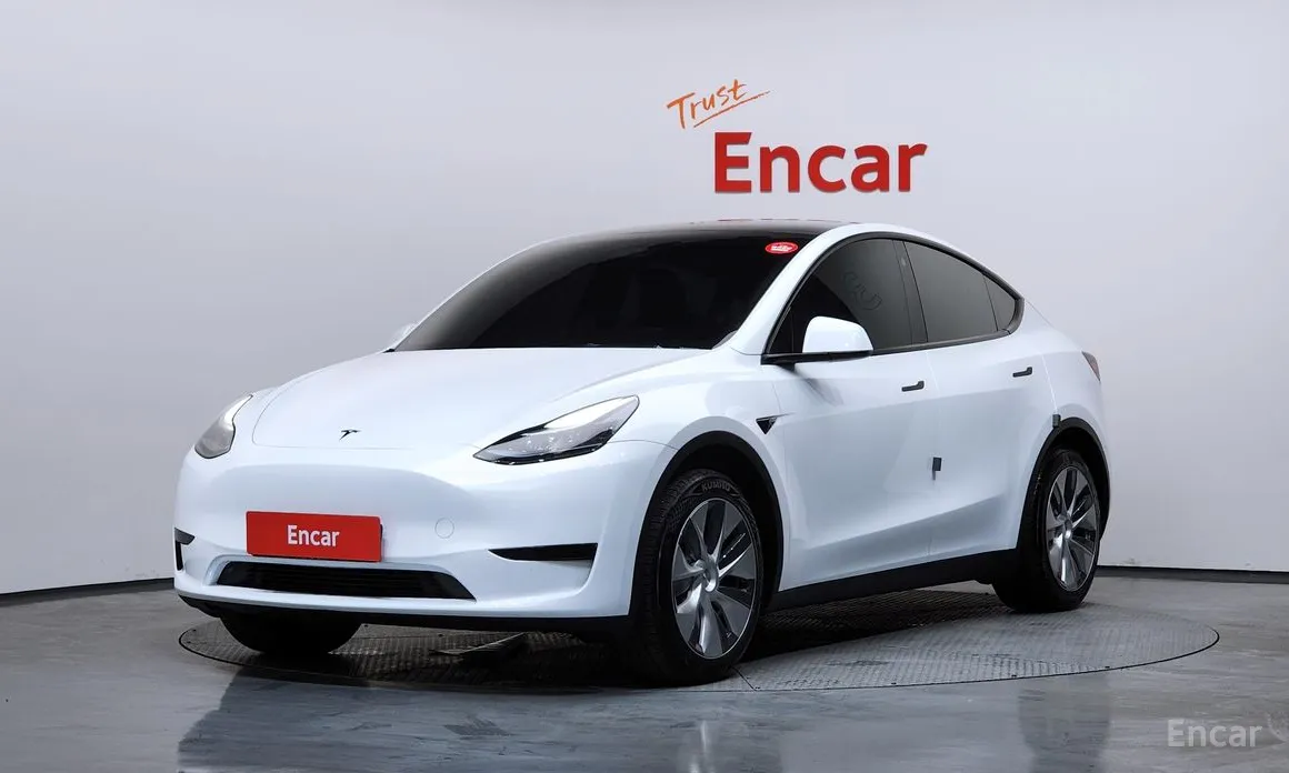 Фото 1 - Tesla Model Y