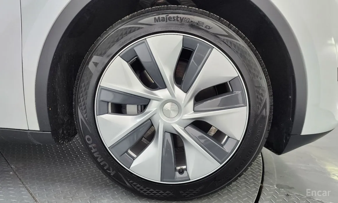 Фото 5 - Tesla Model Y