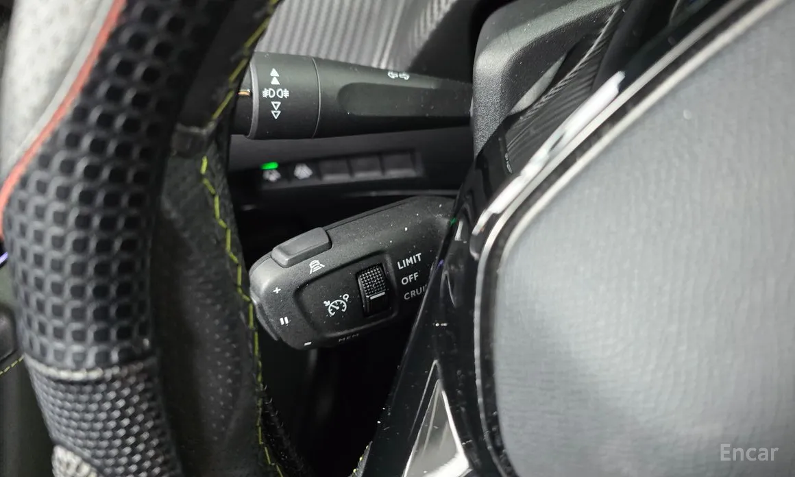 Фото 18 - Peugeot 2008