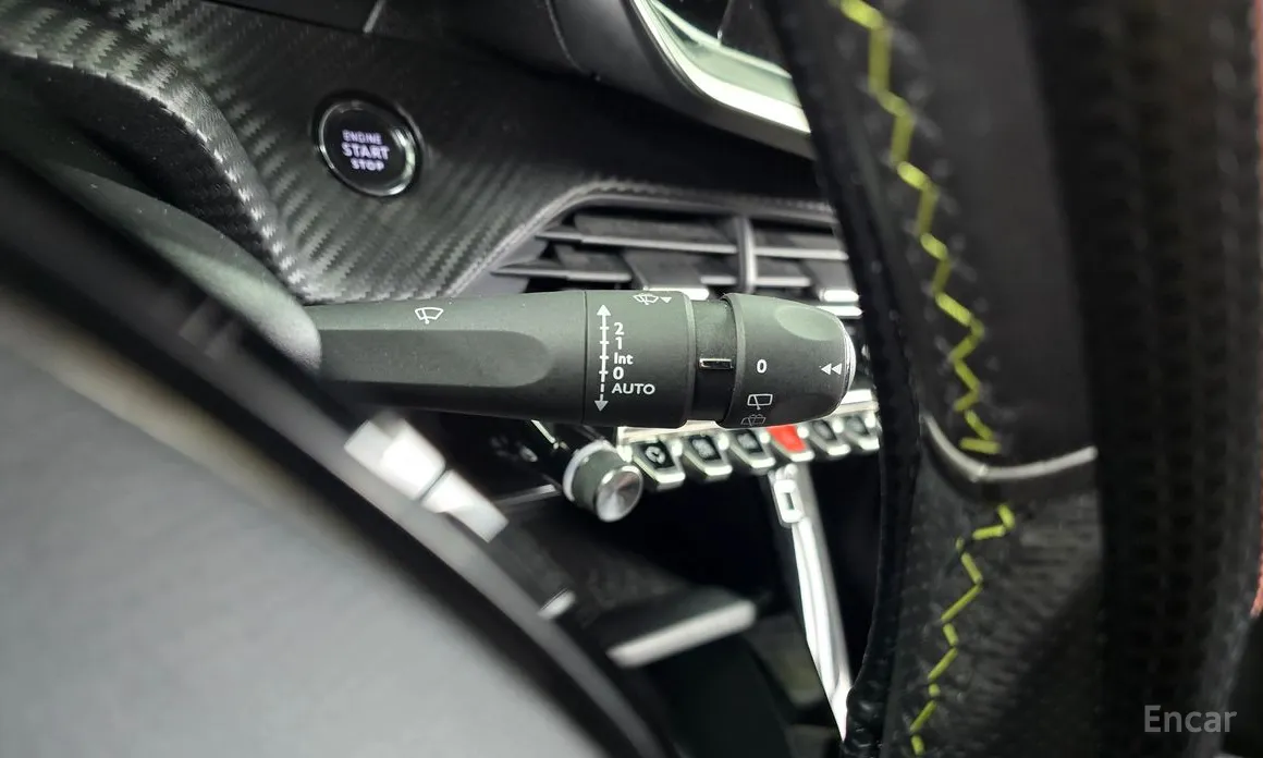 Фото 19 - Peugeot 2008