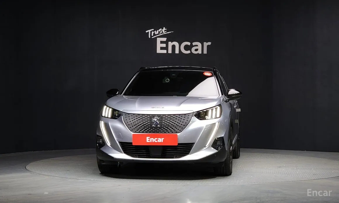 Фото 3 - Peugeot 2008