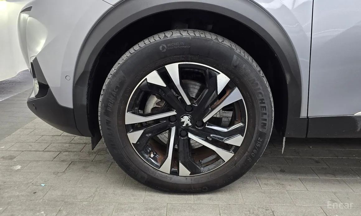 Фото 5 - Peugeot 2008