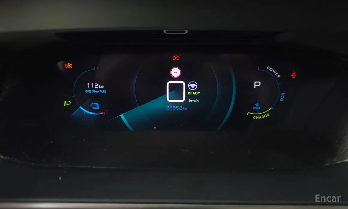 Фото 8 - Peugeot 2008