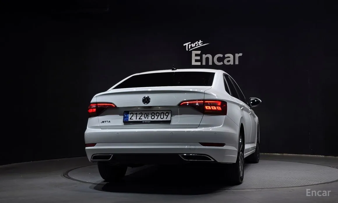 Фото 4 - Volkswagen Jetta