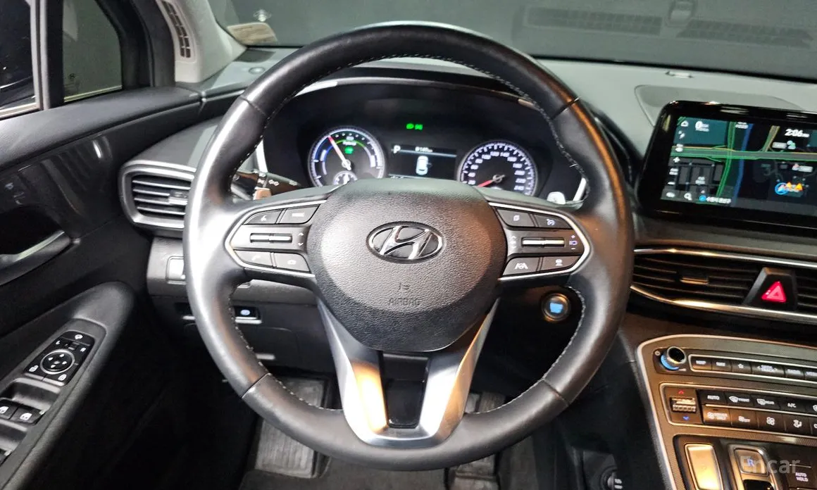 Фото 13 - Hyundai Santa Fe