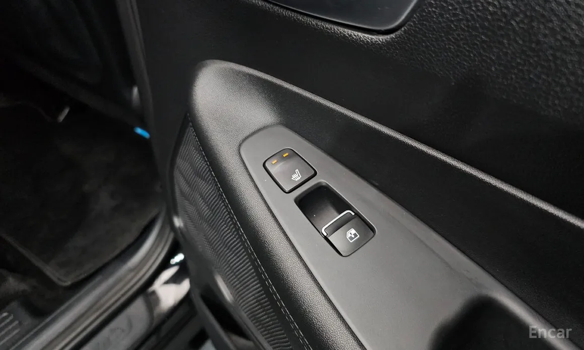 Фото 19 - Hyundai Santa Fe