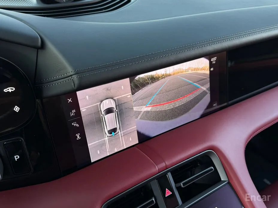 Фото 17 - Porsche Taycan