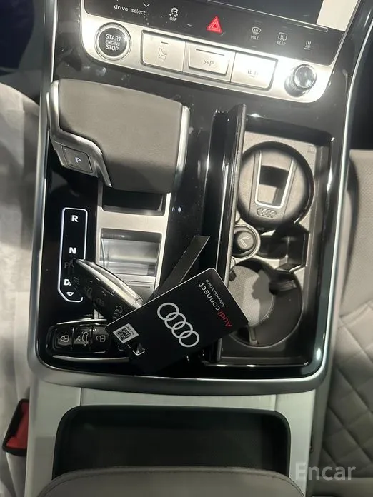 Фото 9 - Audi Q7