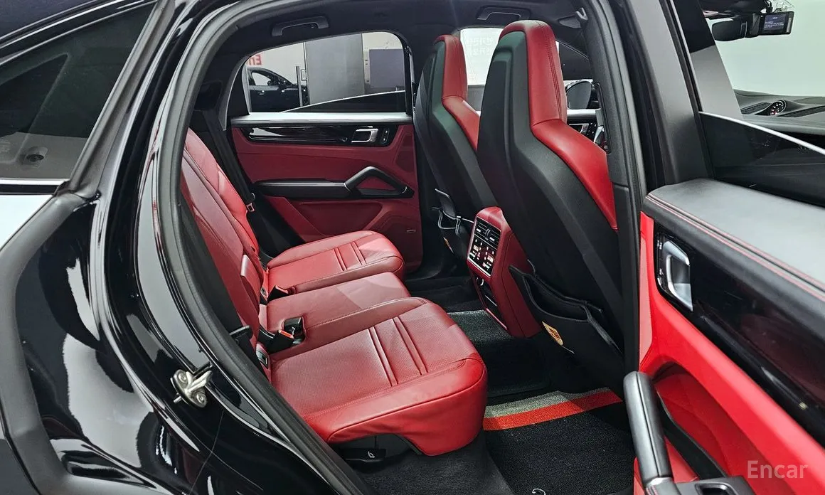 Фото 12 - Porsche Cayenne