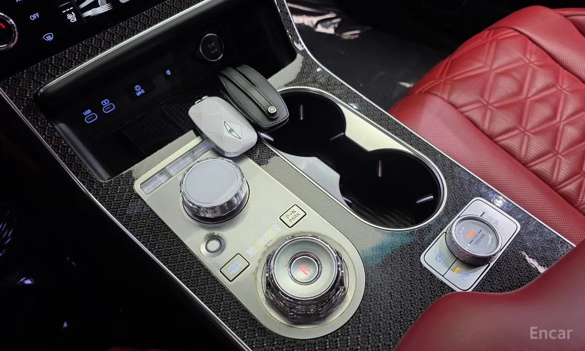 Фото 9 - Genesis GV80