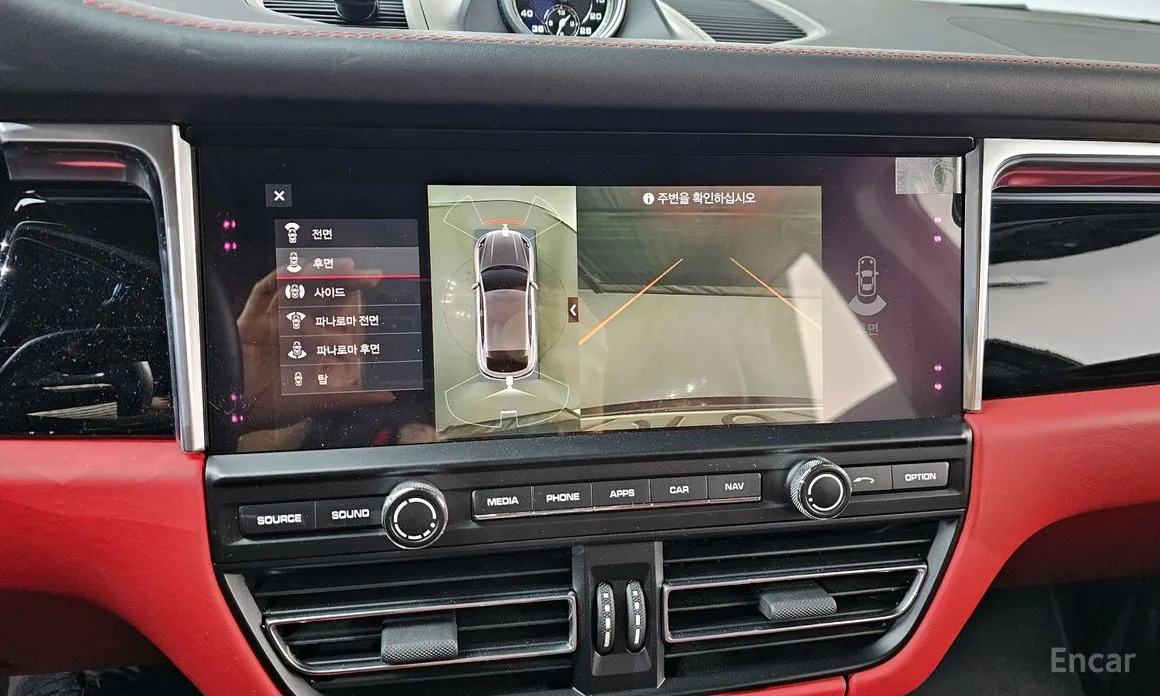 Фото 15 - Porsche Macan