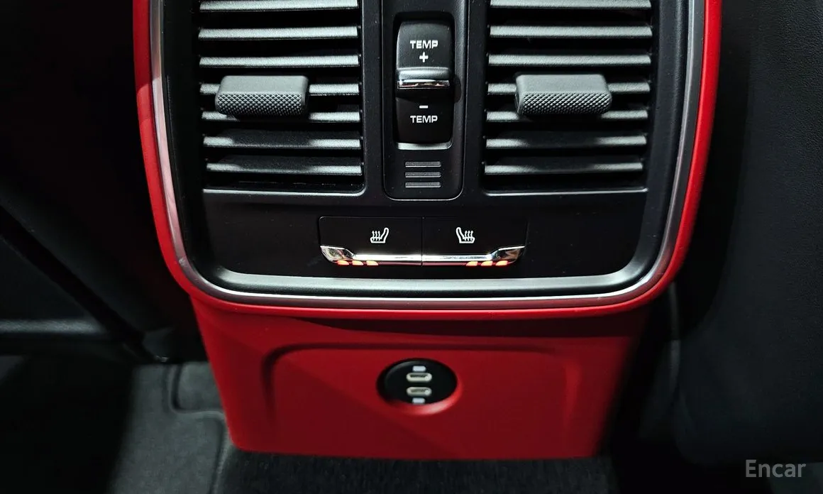 Фото 18 - Porsche Macan