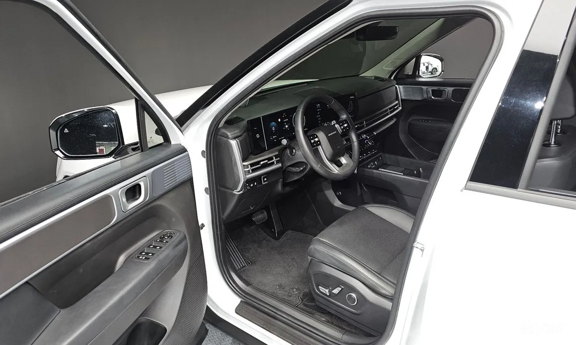 Фото 10 - Hyundai Santa Fe