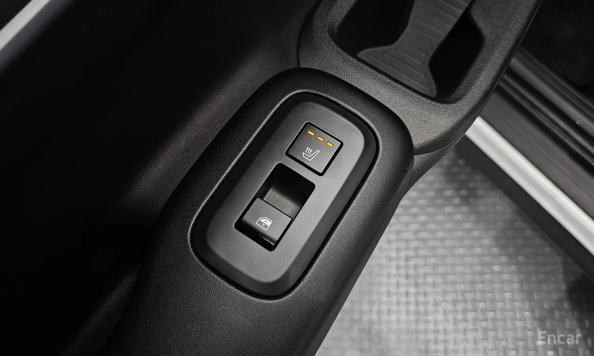 Фото 19 - Hyundai Santa Fe