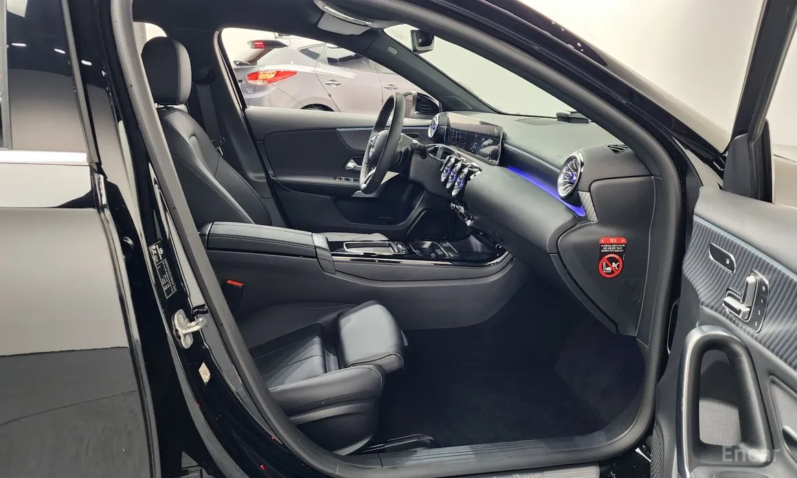 Фото 11 - Mercedes-Benz A-Class