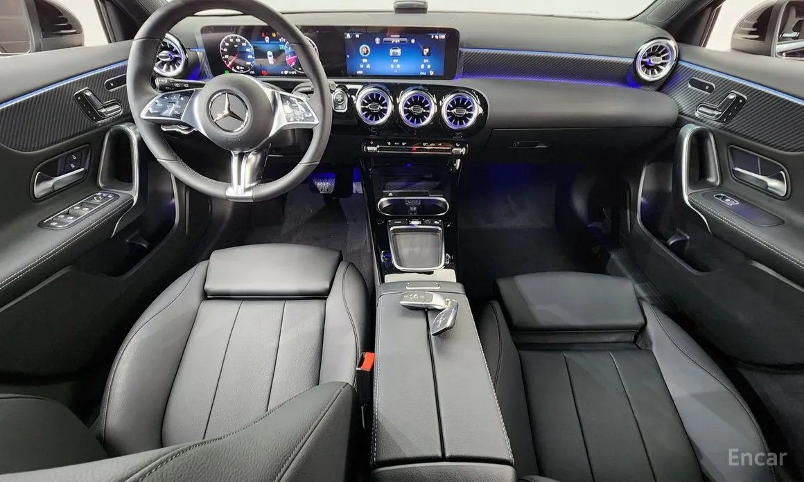 Фото 7 - Mercedes-Benz A-Class