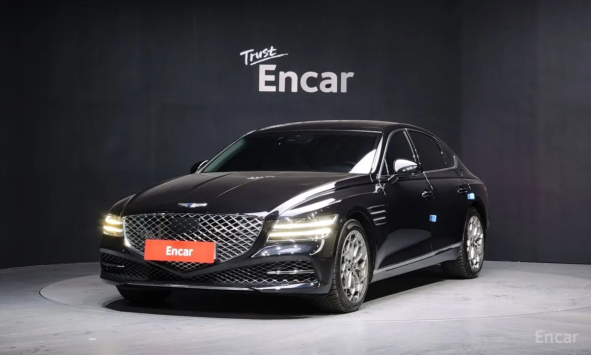 Фото 1 - Genesis G80