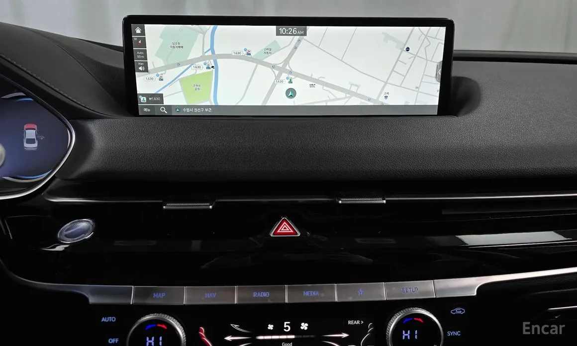 Фото 14 - Genesis G80