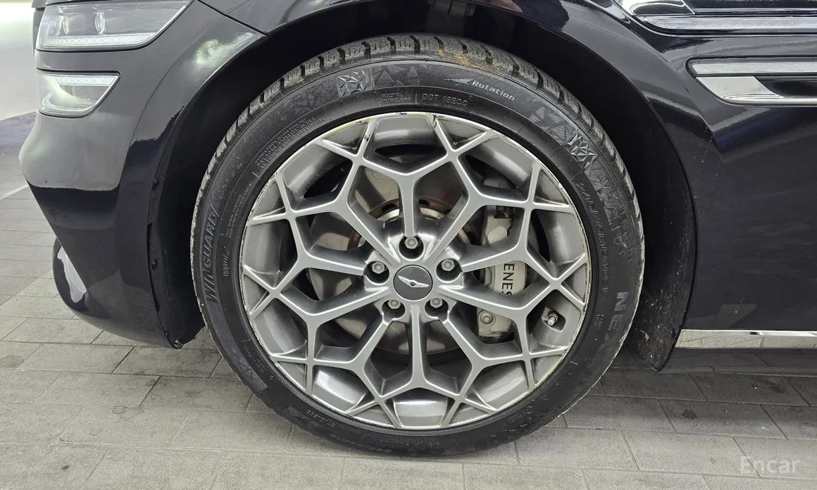 Фото 5 - Genesis G80