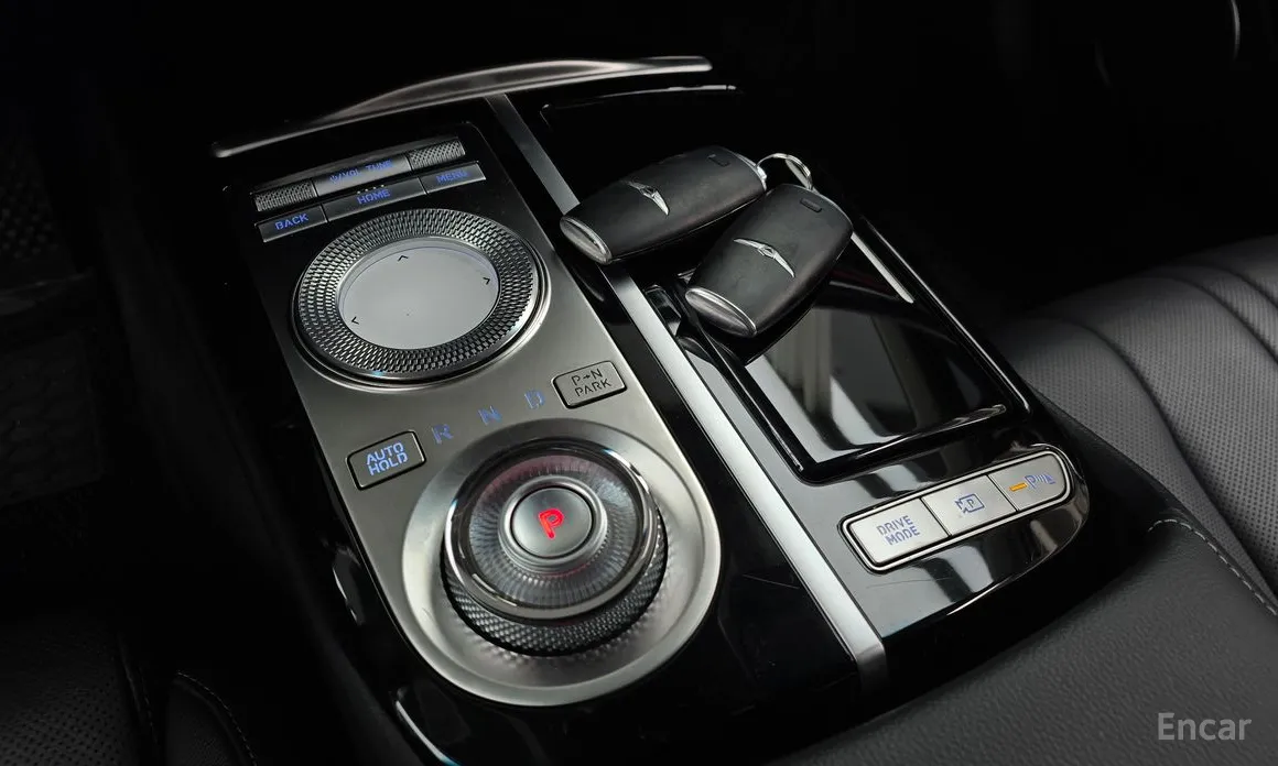 Фото 9 - Genesis G80