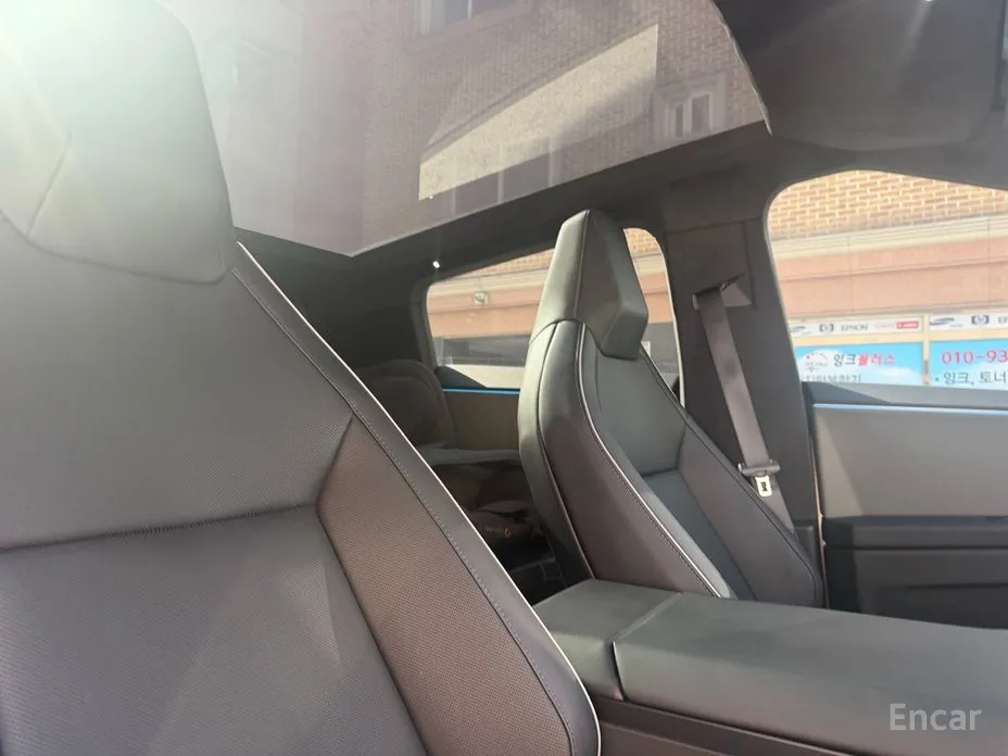 Фото 8 - Tesla Cybertruck