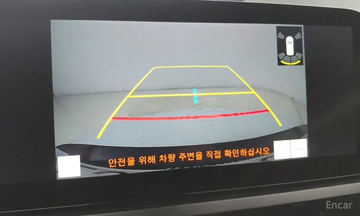 Фото 16 - Lexus UX