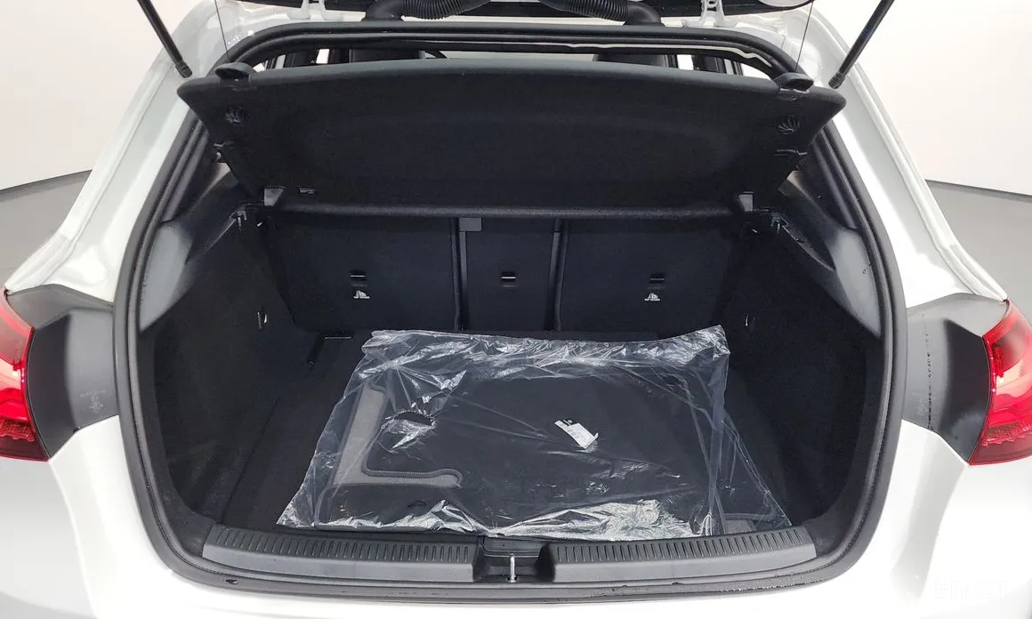 Фото 20 - Mercedes-Benz A-Class