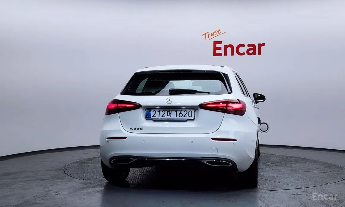 Фото 4 - Mercedes-Benz A-Class