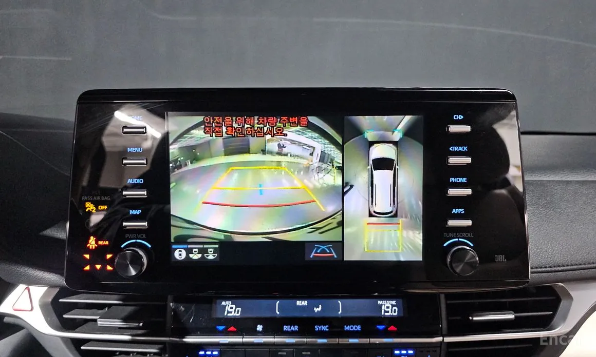 Фото 12 - Toyota Sienna