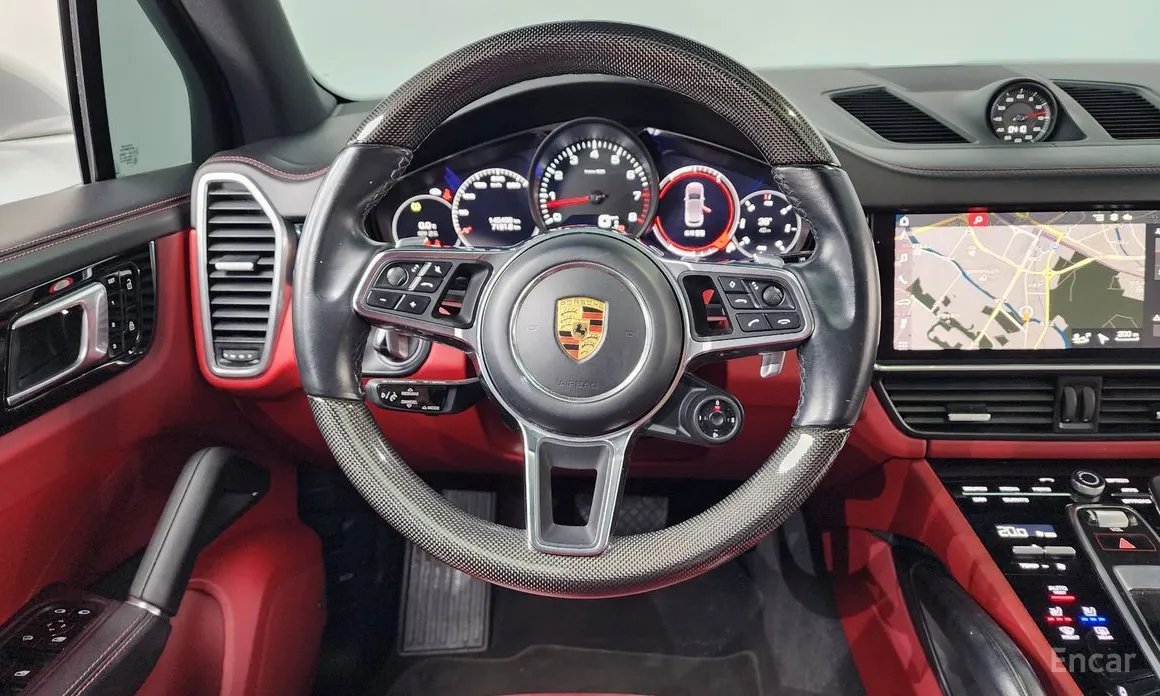 Фото 13 - Porsche Cayenne