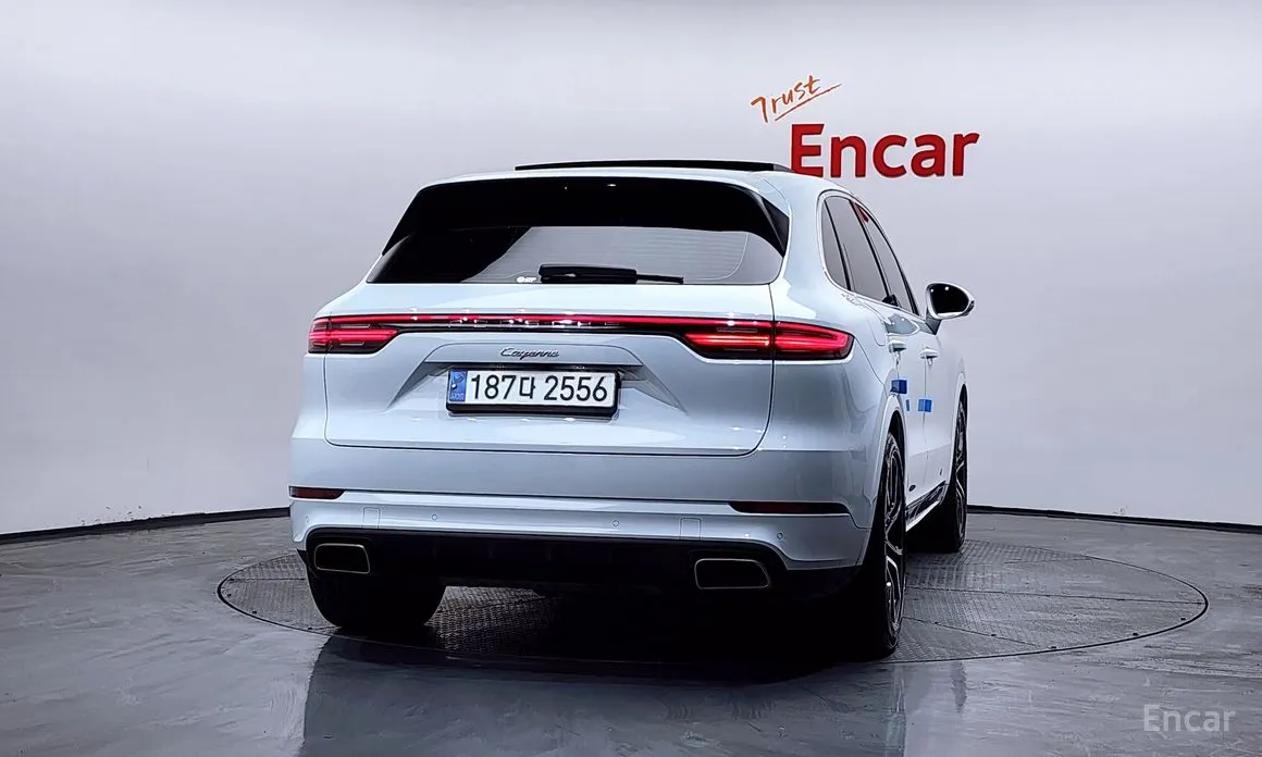 Фото 4 - Porsche Cayenne