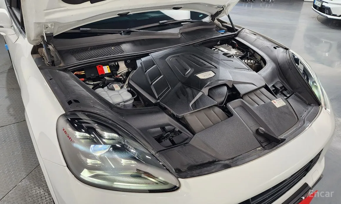 Фото 6 - Porsche Cayenne