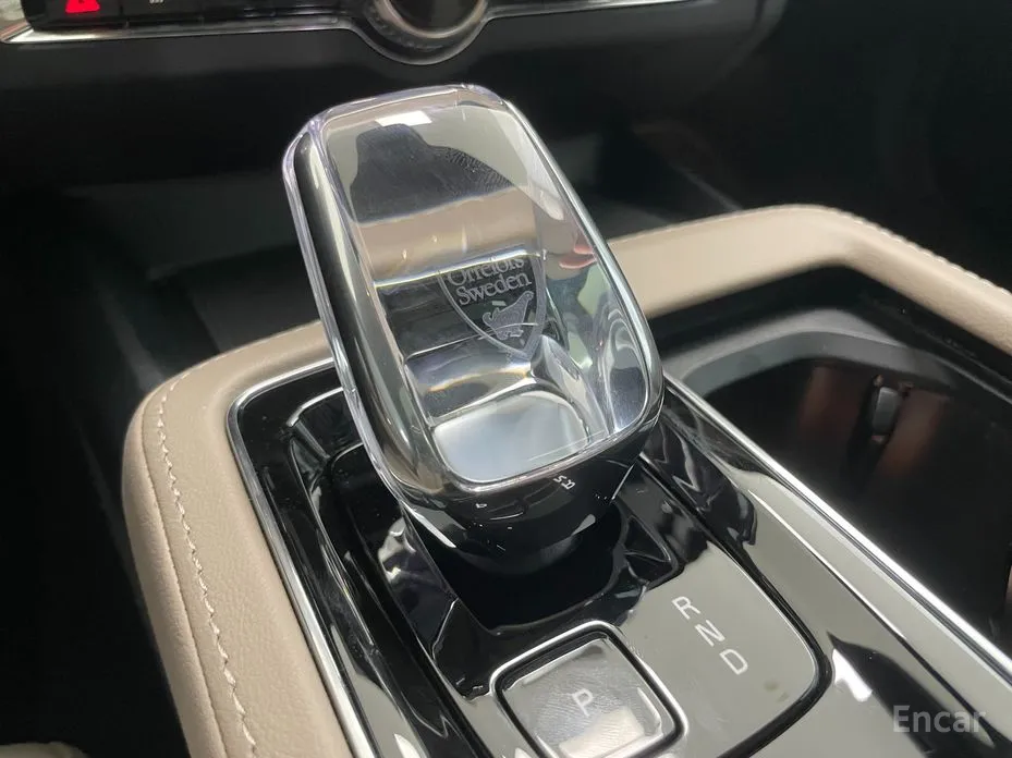 Фото 9 - Volvo S90