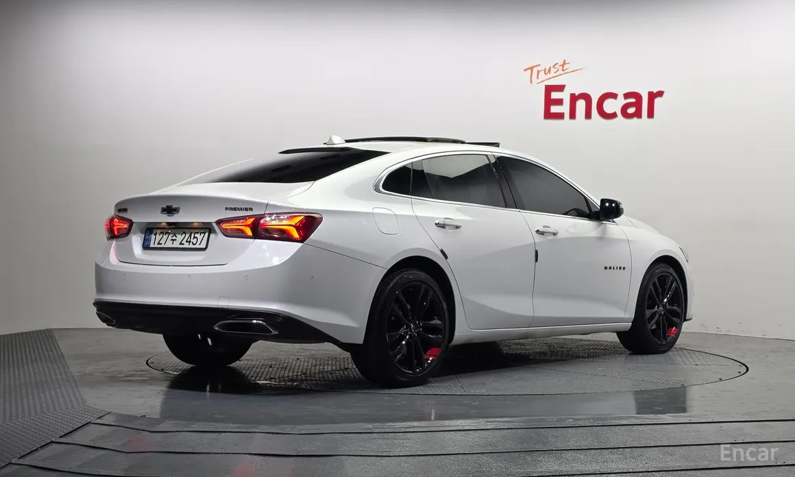 Фото 2 - Chevrolet Malibu