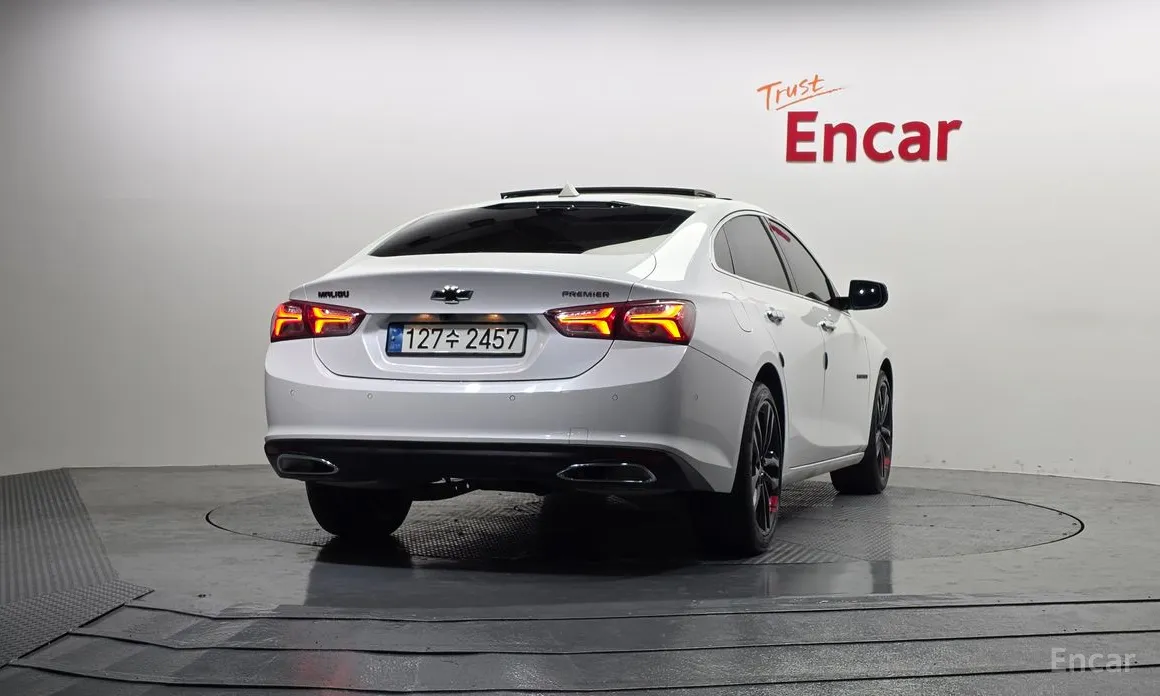 Фото 4 - Chevrolet Malibu