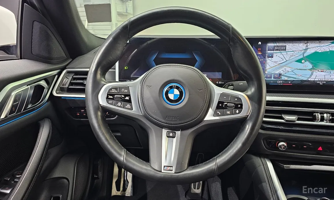 Фото 13 - BMW i4