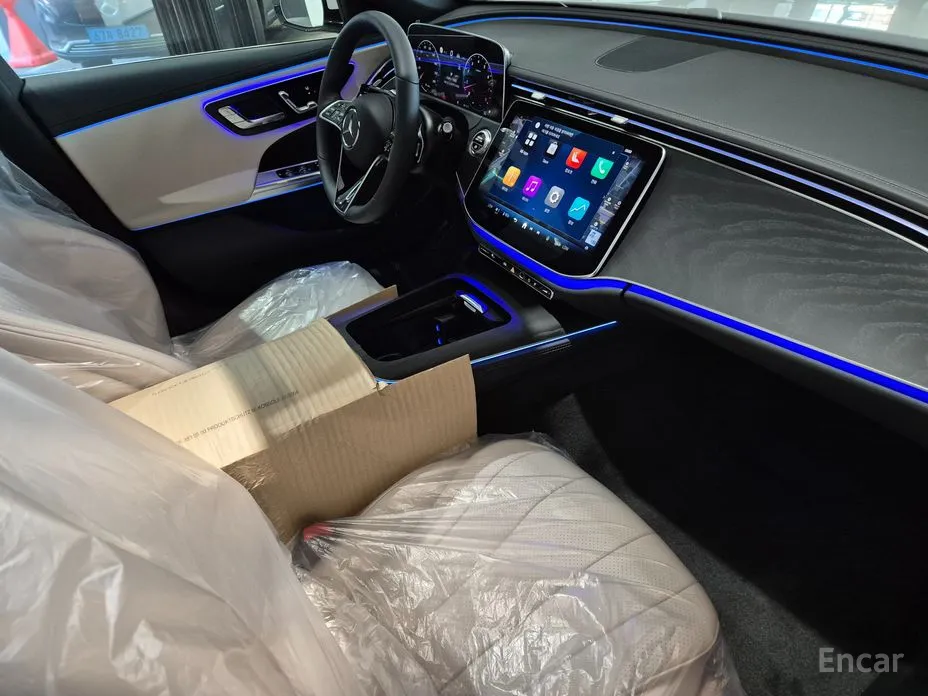 Фото 18 - Mercedes-Benz E-Class