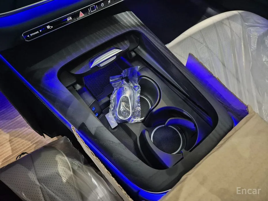 Фото 19 - Mercedes-Benz E-Class