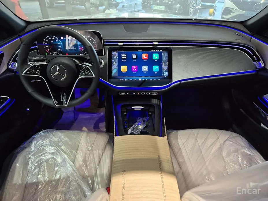 Фото 7 - Mercedes-Benz E-Class