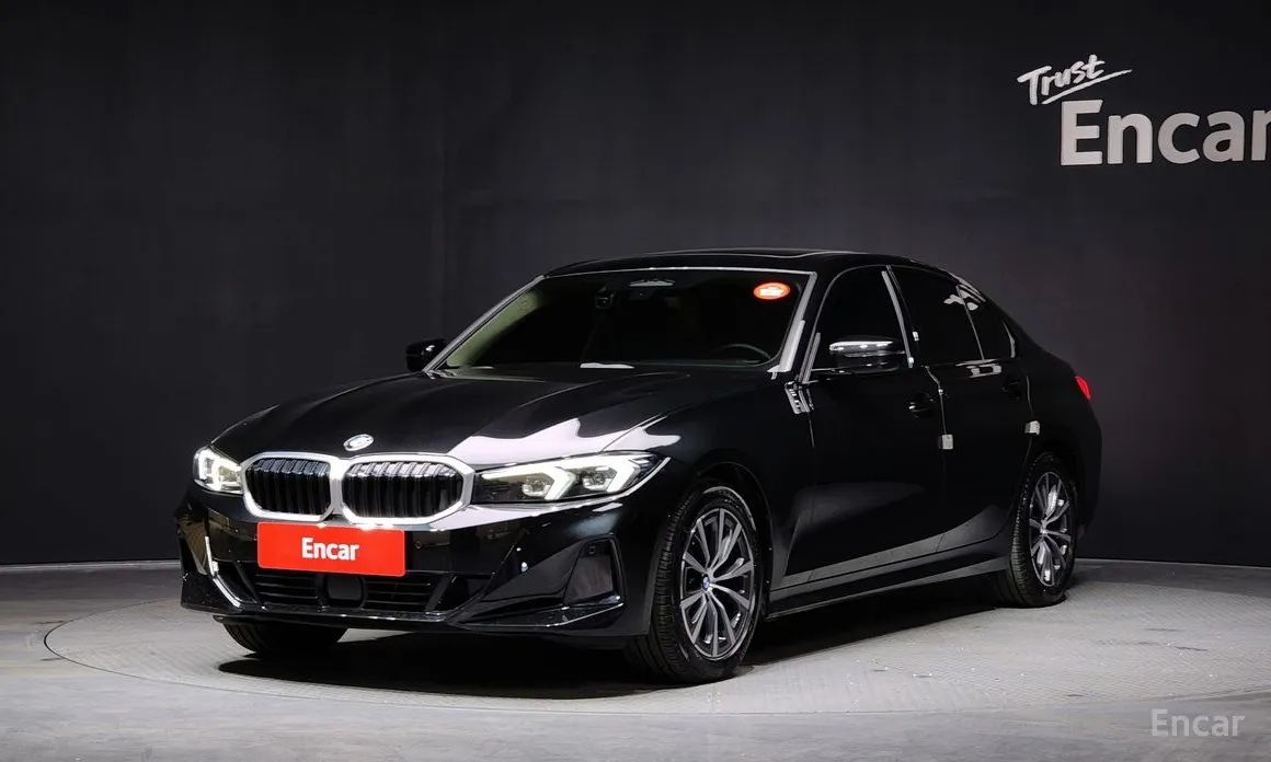 Photo 1 - BMW 3 Series