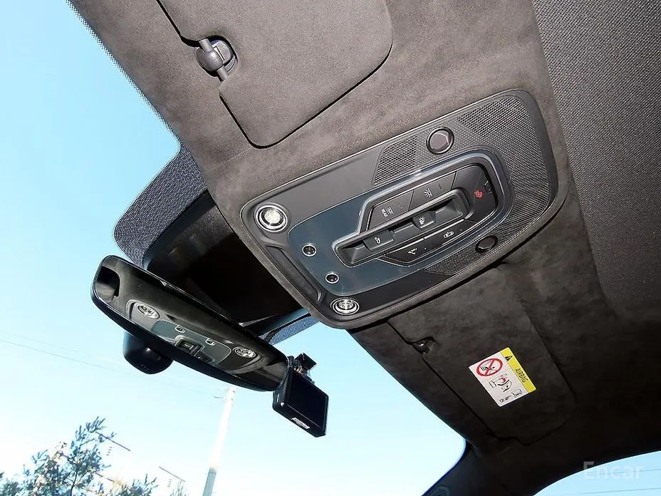 Фото 15 - Lamborghini Urus